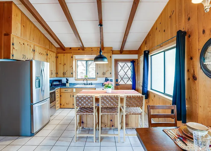 Ferienhaus Family Mountain Getaway, Retreat To The Cool Pine *