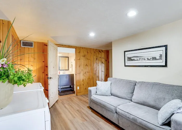 Family Mountain Getaway, Retreat To The Cool Pine Ferienhaus *